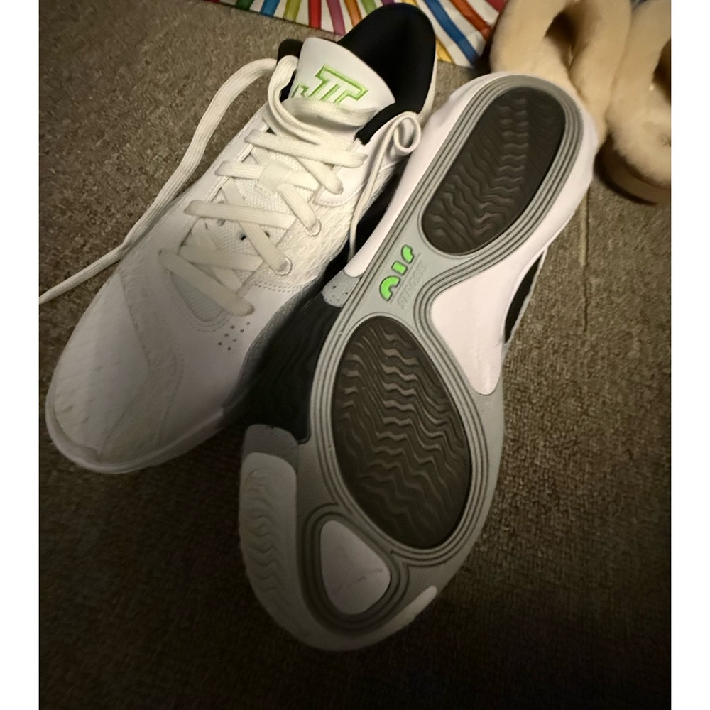 Men’s bike air Jordan Tatum size 8.5